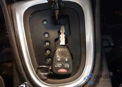 2013 Chrysler 200 Limited из США, поврежденный, VIN 1C3CCBCG7DN758293